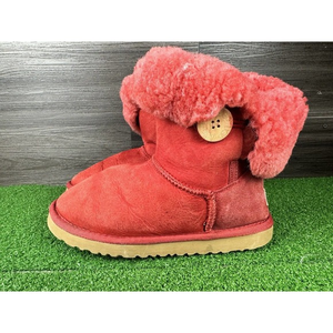 UGG WOMEN'S MINI BAILEY BUTTON‎ PULL ON ANKLE BOOTS S/N 3352 SIZE 6 RED /PINK